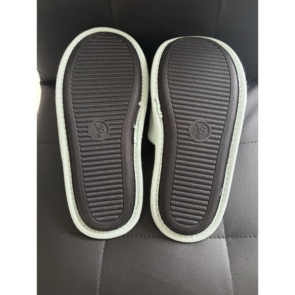 Victoria’s Secret Teal Fuzzy Soft Pom Pom Slippers Sandal Teal Gray Size M (7/8) - Picture 2 of 6